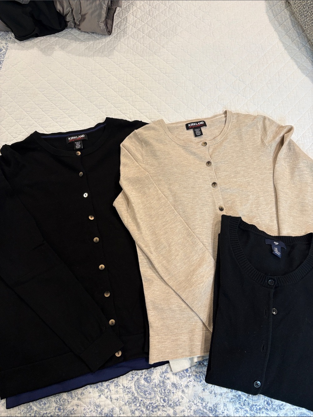 Kirkland Signature Black & Beige Button-Front Cardigans Trio Medium GAP Medium